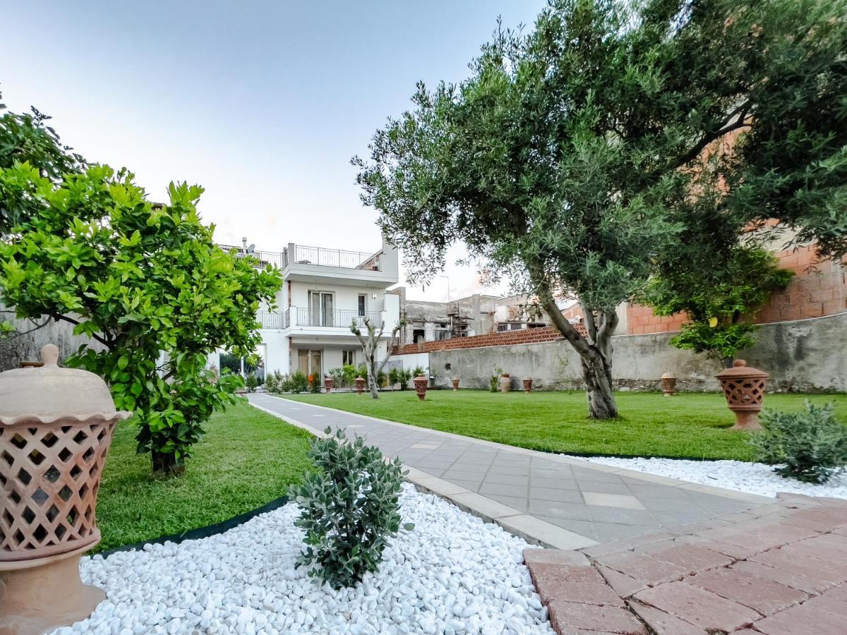 B&B Ottocento Sul Mare Ницца ди Сицилия Экстерьер фото