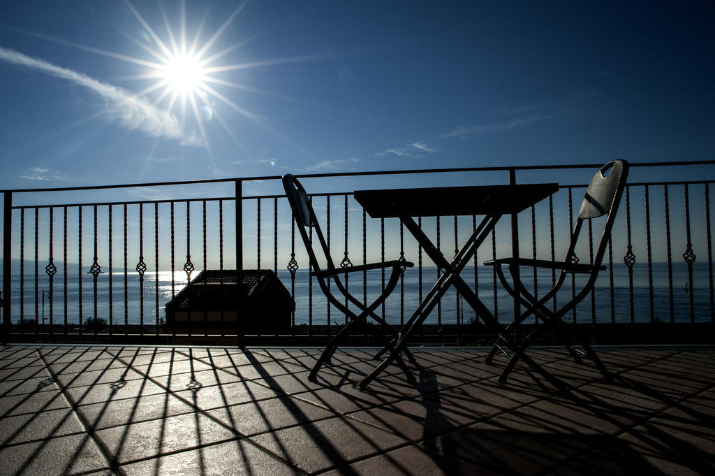 B&B Ottocento Sul Mare Ницца ди Сицилия Экстерьер фото